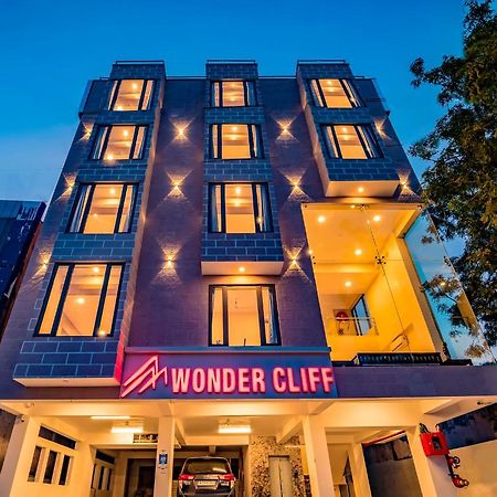 Hotel Wonder Cliff อุเดเปอร์ ภายนอก รูปภาพ