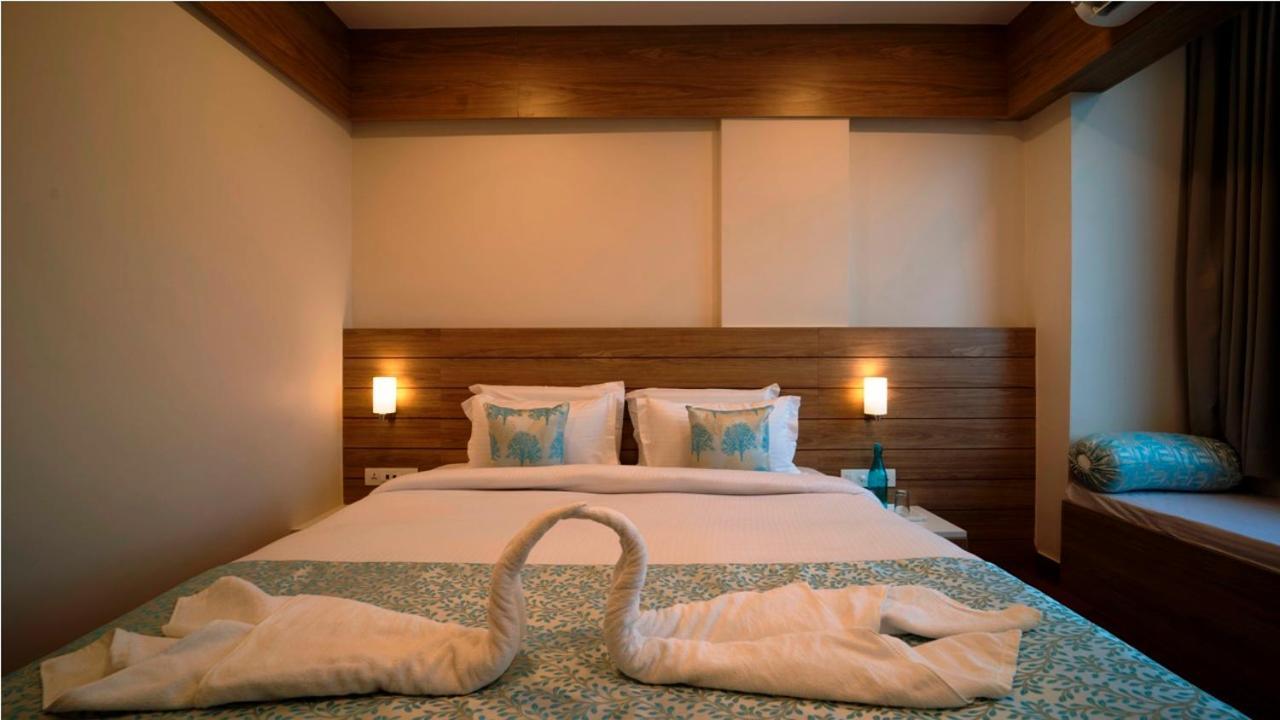 Hotel Wonder Cliff อุเดเปอร์ ภายนอก รูปภาพ