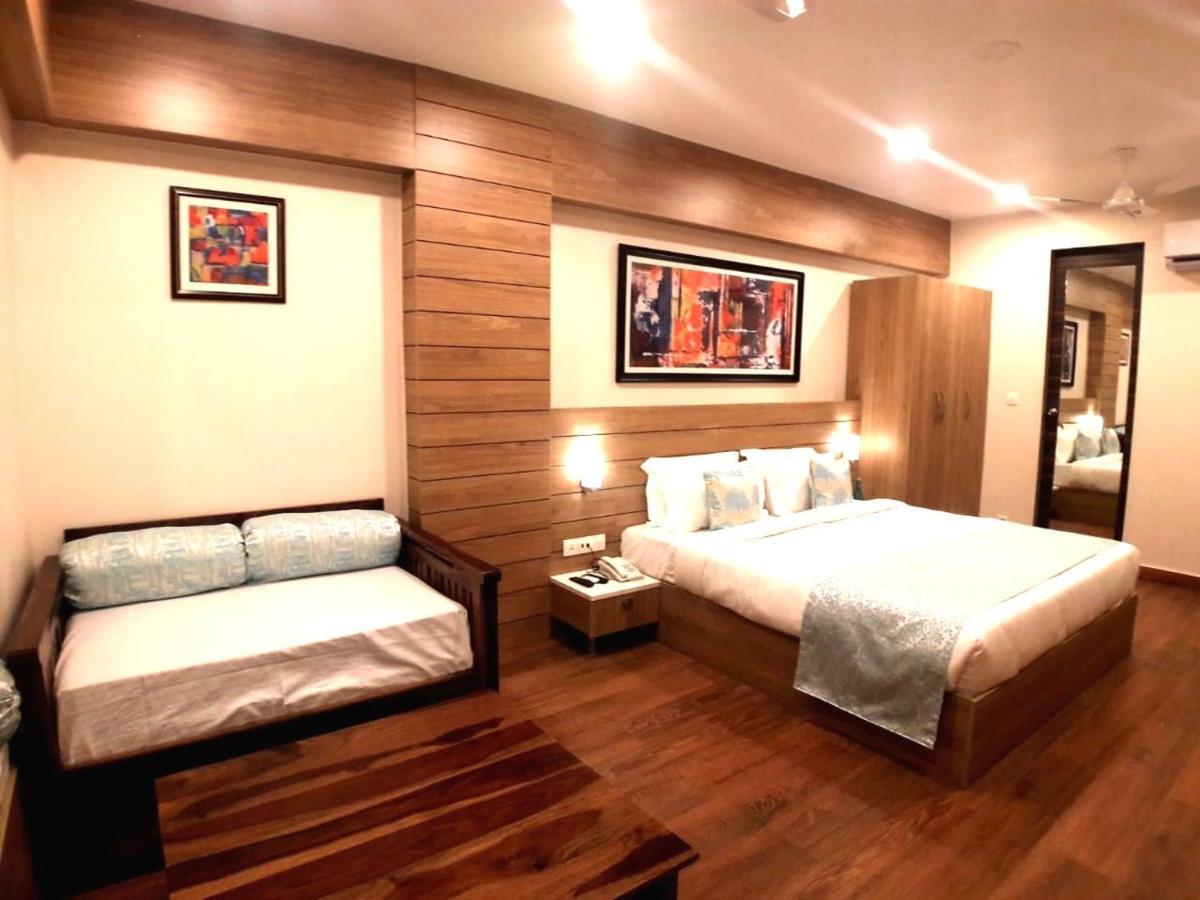 Hotel Wonder Cliff อุเดเปอร์ ภายนอก รูปภาพ